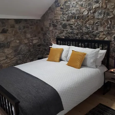 The Stonehouse, In The Heart Of Ballycastle Exterior foto